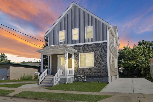 5619 14th AVENUE, Kenosha, WI 53140