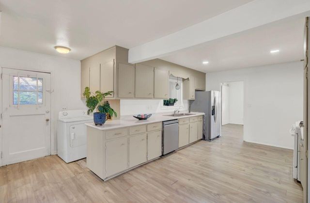 5809 Stewart Street, Hanahan, SC 29410