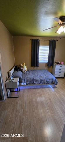 413 N Cottonwood Avenue, Winslow, AZ 86047