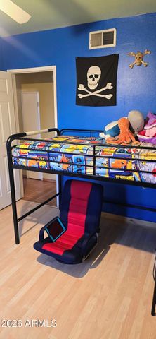 413 N Cottonwood Avenue, Winslow, AZ 86047