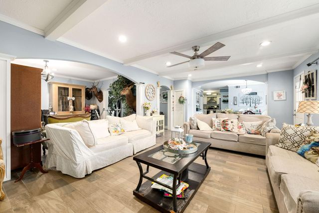 5434 Sheraton Oaks Drive, Houston, TX 77091