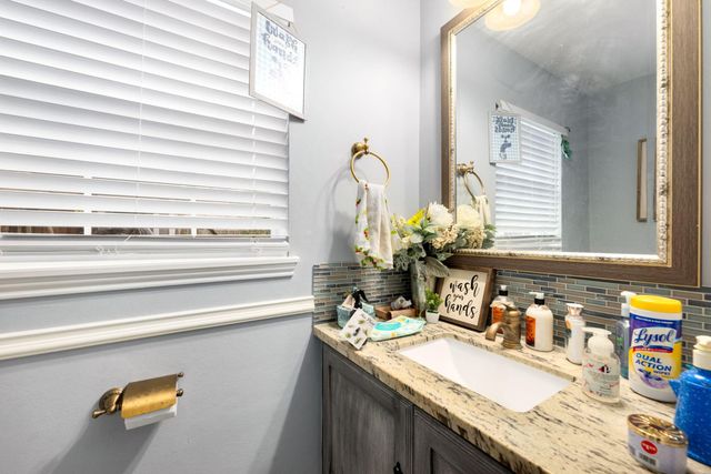 5434 Sheraton Oaks Drive, Houston, TX 77091