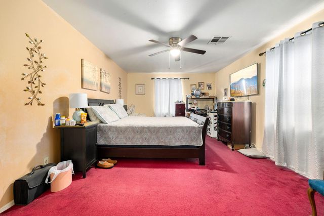 5434 Sheraton Oaks Drive, Houston, TX 77091