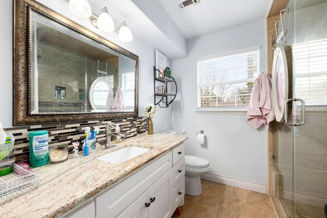 5434 Sheraton Oaks Drive, Houston, TX 77091