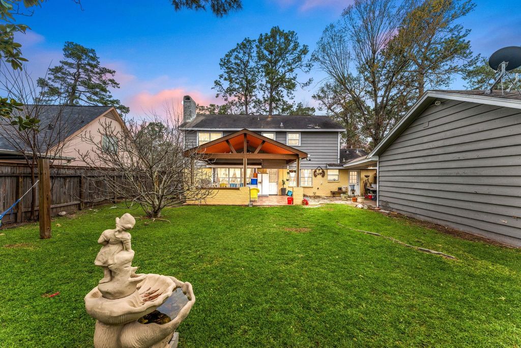 5434 Sheraton Oaks Drive, Houston, TX 77091