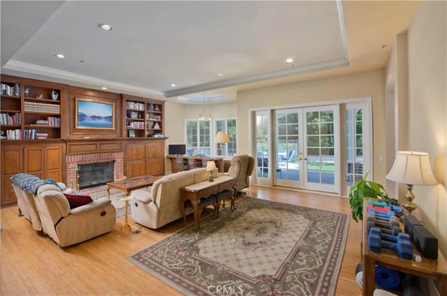 9506 Hunt Club, Chatsworth, CA 91311