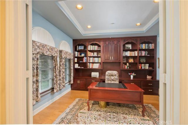 9506 Hunt Club, Chatsworth, CA 91311