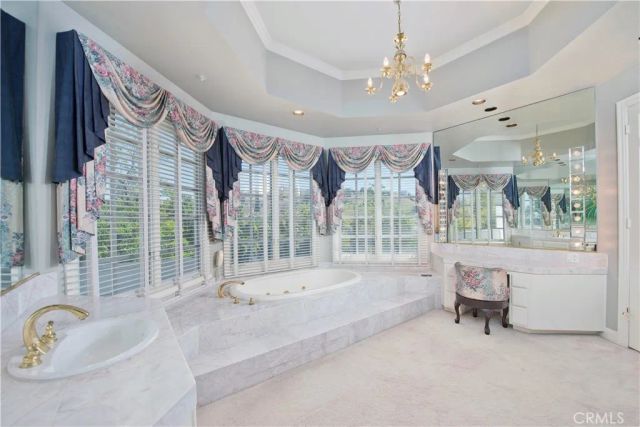 9506 Hunt Club, Chatsworth, CA 91311