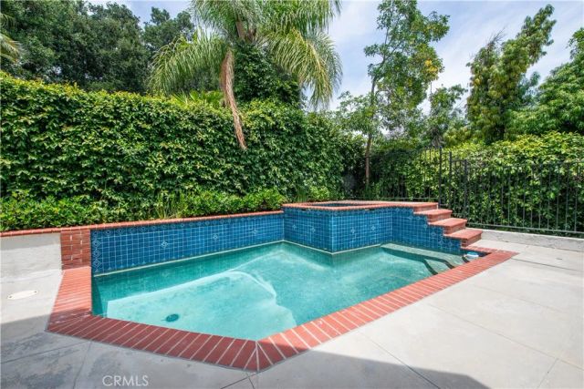 9506 Hunt Club, Chatsworth, CA 91311