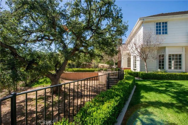 9506 Hunt Club, Chatsworth, CA 91311