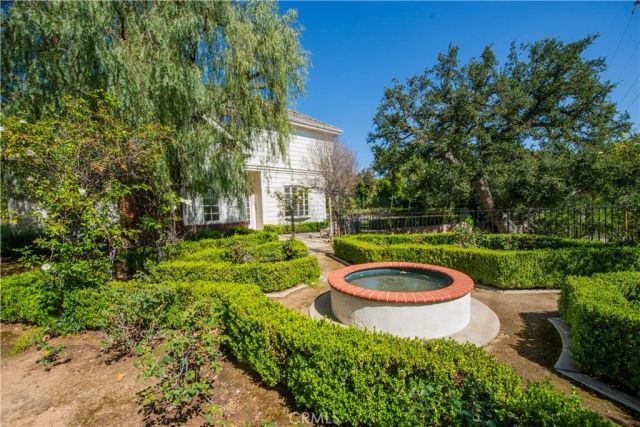 9506 Hunt Club, Chatsworth, CA 91311