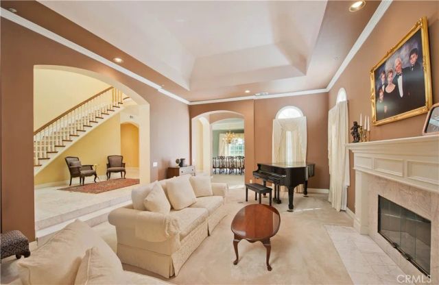 9506 Hunt Club, Chatsworth, CA 91311