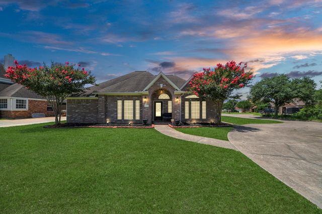 5231 S Fm 565 Road, Cove, TX 77523