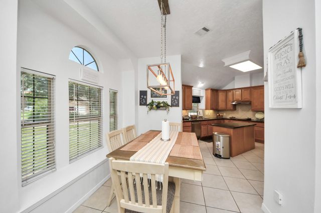5231 S Fm 565 Road, Cove, TX 77523