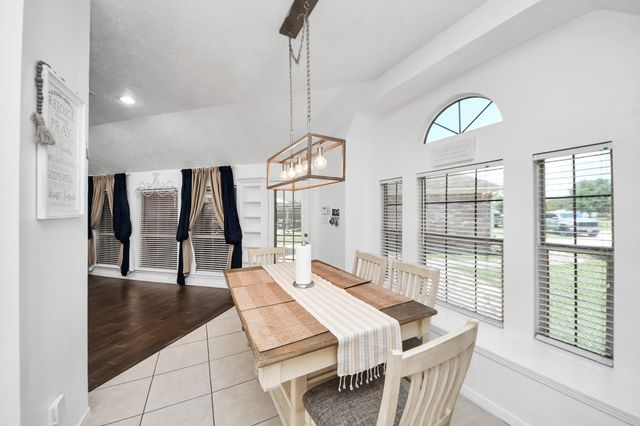 5231 S Fm 565 Road, Cove, TX 77523