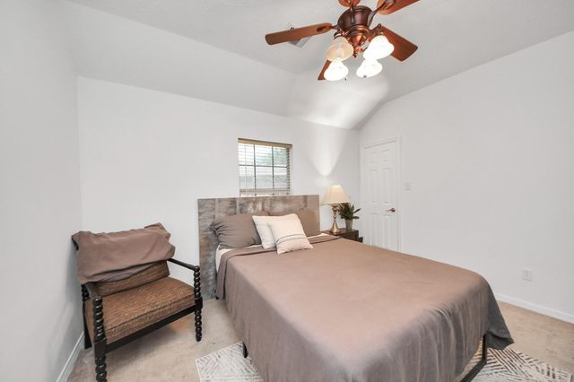 5231 S Fm 565 Road, Cove, TX 77523