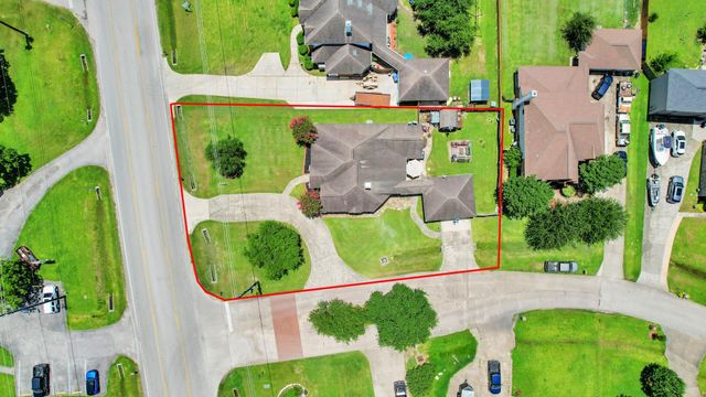 5231 S Fm 565 Road, Cove, TX 77523