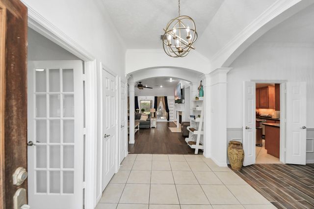 5231 S Fm 565 Road, Cove, TX 77523