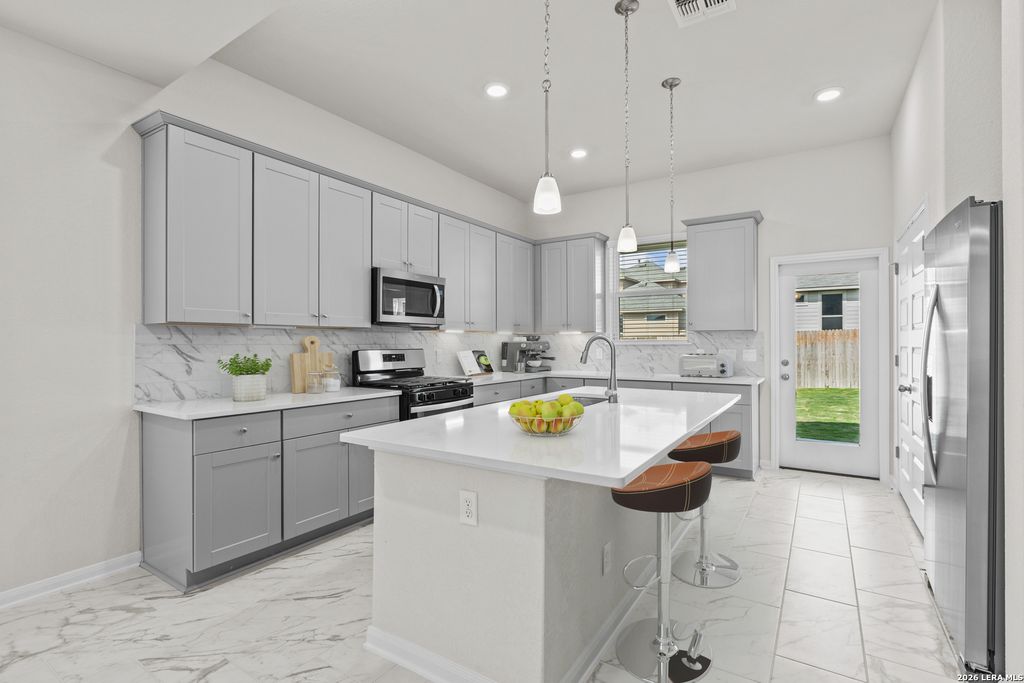 13211 Gustave Grv, San Antonio, TX 78253