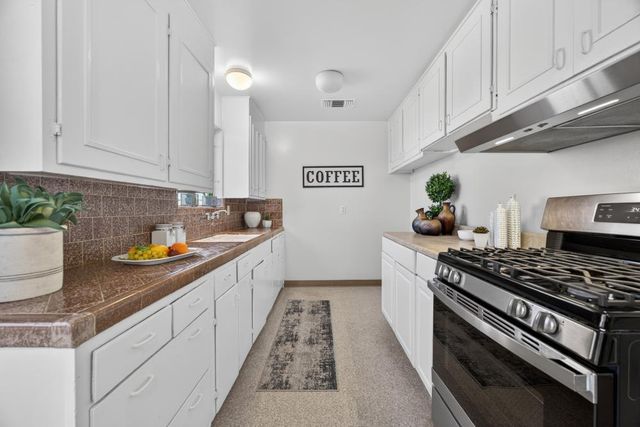 6001 Grant Ave, Carmichael, CA 95608