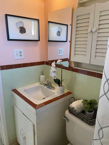 6001 Grant Ave, Carmichael, CA 95608