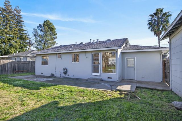 6001 Grant Ave, Carmichael, CA 95608