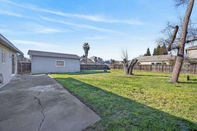 6001 Grant Ave, Carmichael, CA 95608