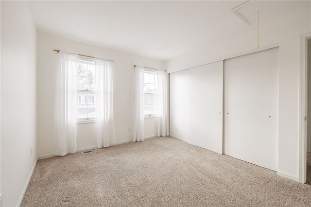 1136 The Grove, Victor, NY 14564