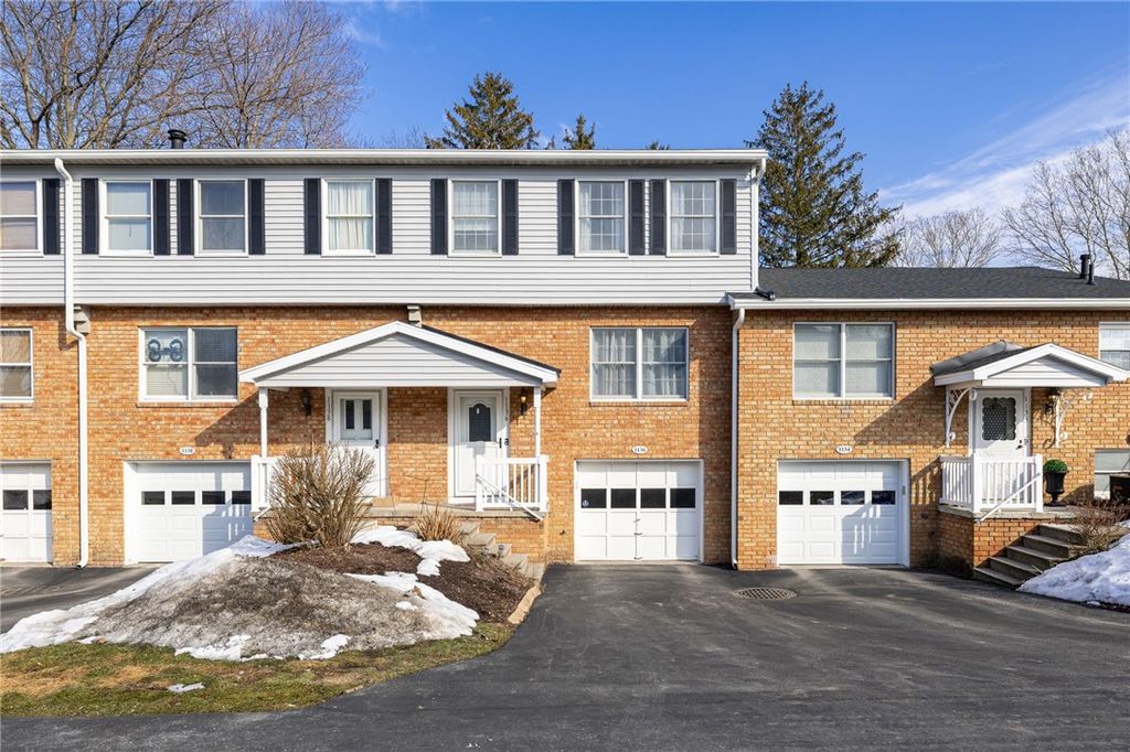 1136 The Grove, Victor, NY 14564