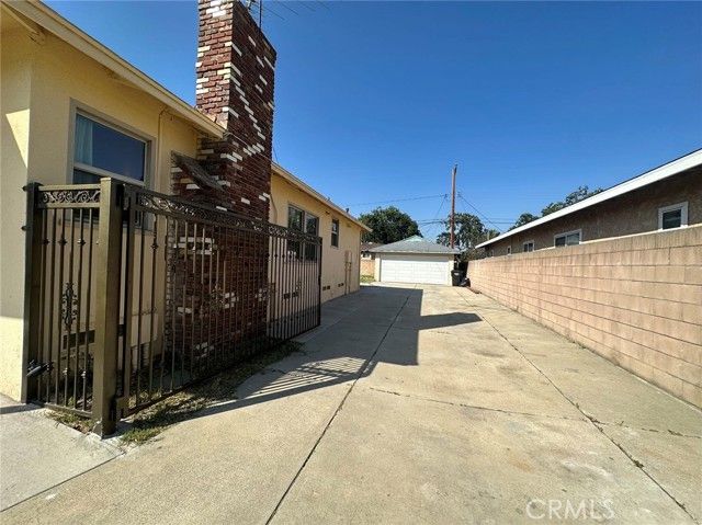 2323 W Cedarwood, West Covina, CA 91790
