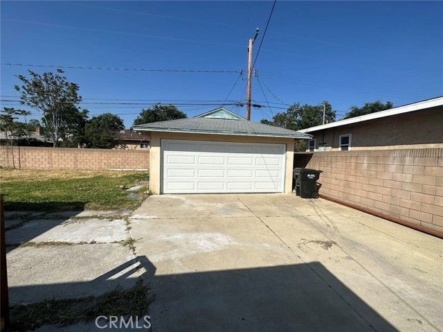 2323 W Cedarwood, West Covina, CA 91790