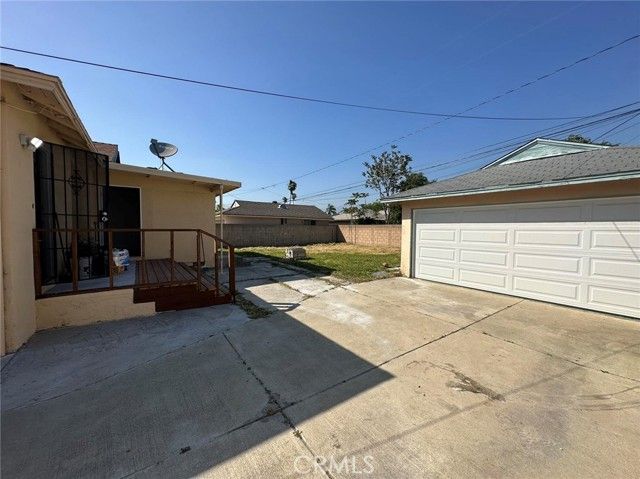 2323 W Cedarwood, West Covina, CA 91790