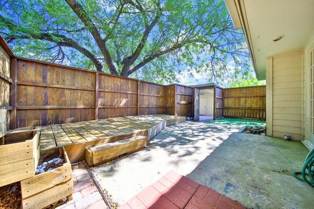 7846 Kendalia Drive, Houston, TX 77036