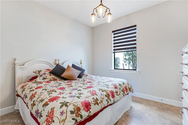 7611 Winding Cypress DR, Naples, FL 34114