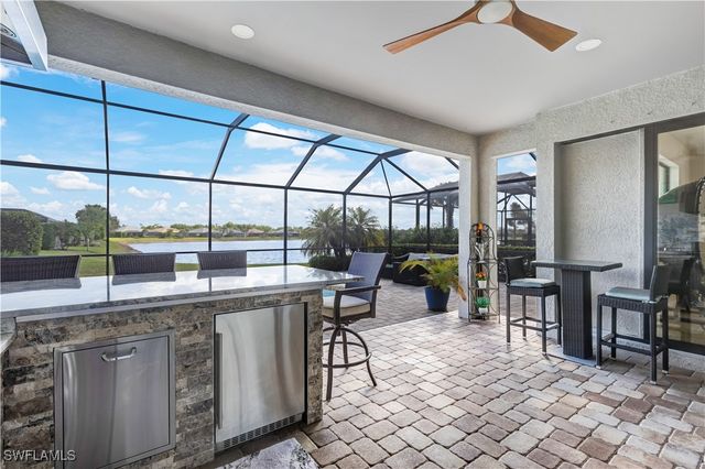 7611 Winding Cypress DR, Naples, FL 34114