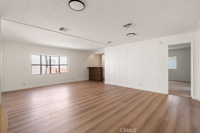 4095 Fruit St 843, La Verne, CA 91750