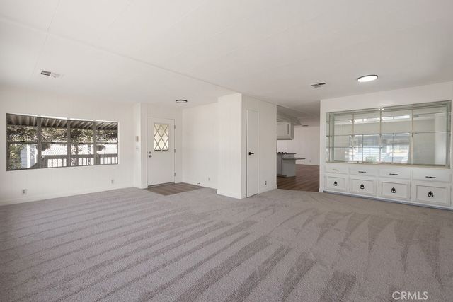 4095 Fruit St 843, La Verne, CA 91750
