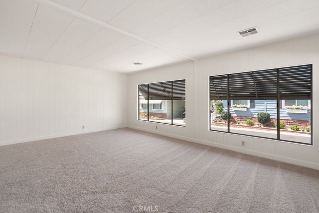 4095 Fruit St 843, La Verne, CA 91750