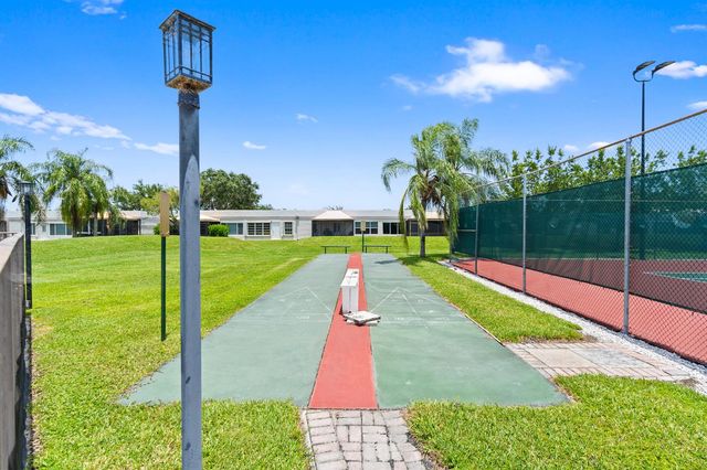 9305 Flynn Circle 6, Boca Raton, FL 33496