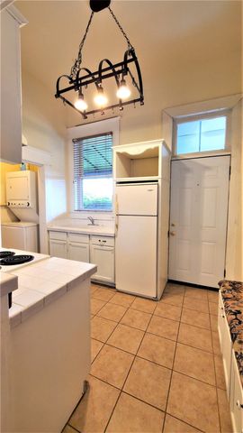 109 NW 20th Street 205, Fort Worth, TX 76164