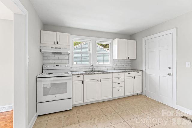 828 Ferrell Avenue, Winston Salem, NC 27101