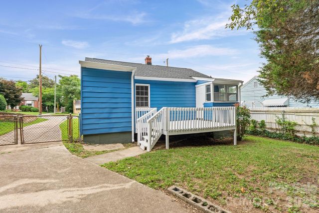 828 Ferrell Avenue, Winston Salem, NC 27101