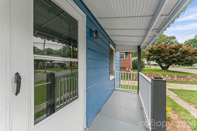 828 Ferrell Avenue, Winston Salem, NC 27101