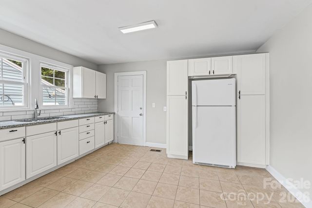 828 Ferrell Avenue, Winston Salem, NC 27101
