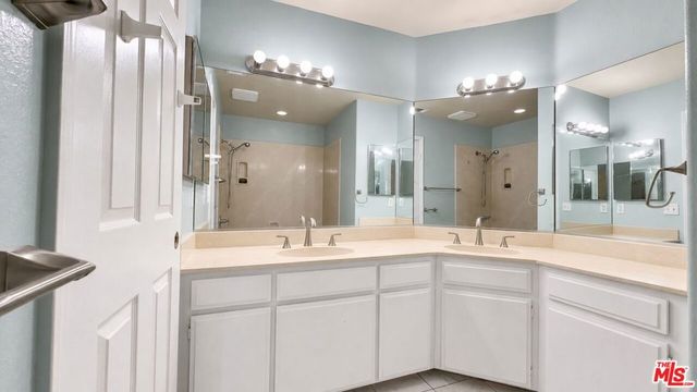 14714 S Budlong Avenue 4, Gardena, CA 90247