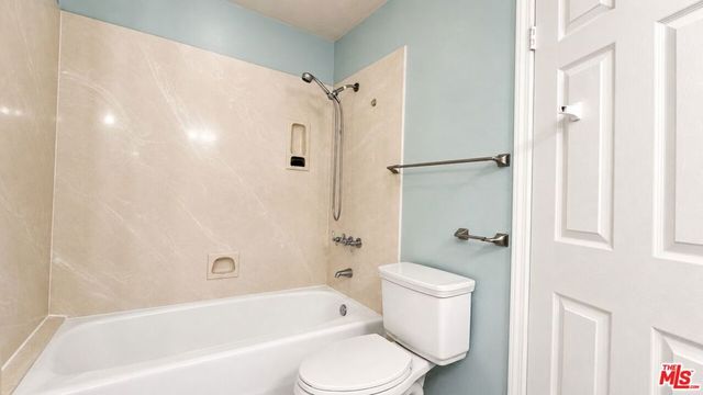 14714 S Budlong Avenue 4, Gardena, CA 90247