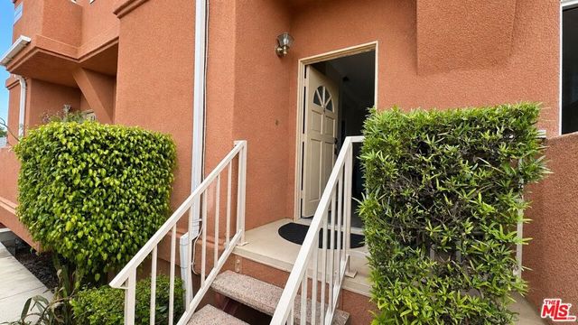 14714 S Budlong Avenue 4, Gardena, CA 90247