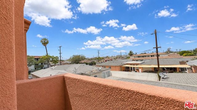 14714 S Budlong Avenue 4, Gardena, CA 90247