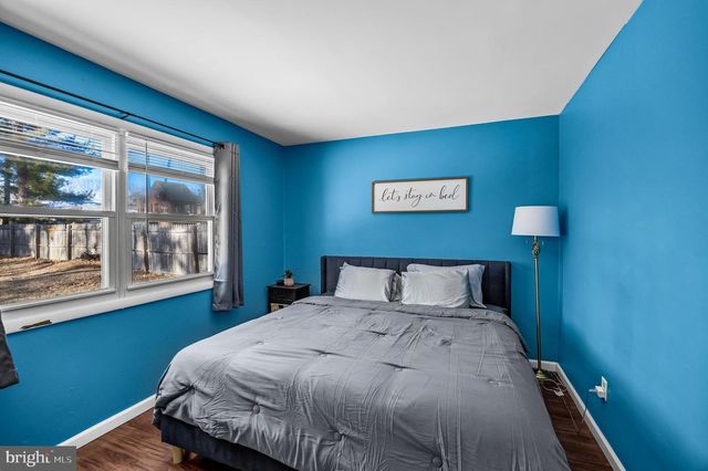 42 EASTMONT LN, Sicklerville, NJ 08081