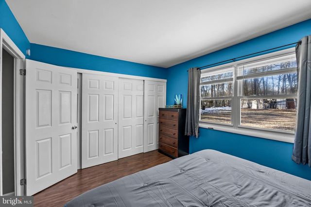 42 EASTMONT LN, Sicklerville, NJ 08081